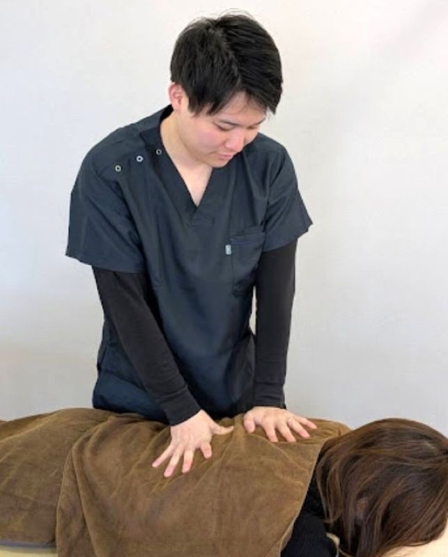 越谷の整骨院 施術